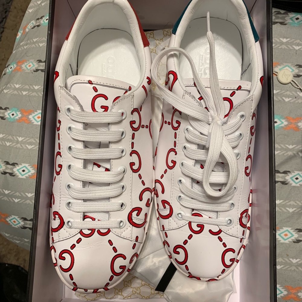 GG sneakers !